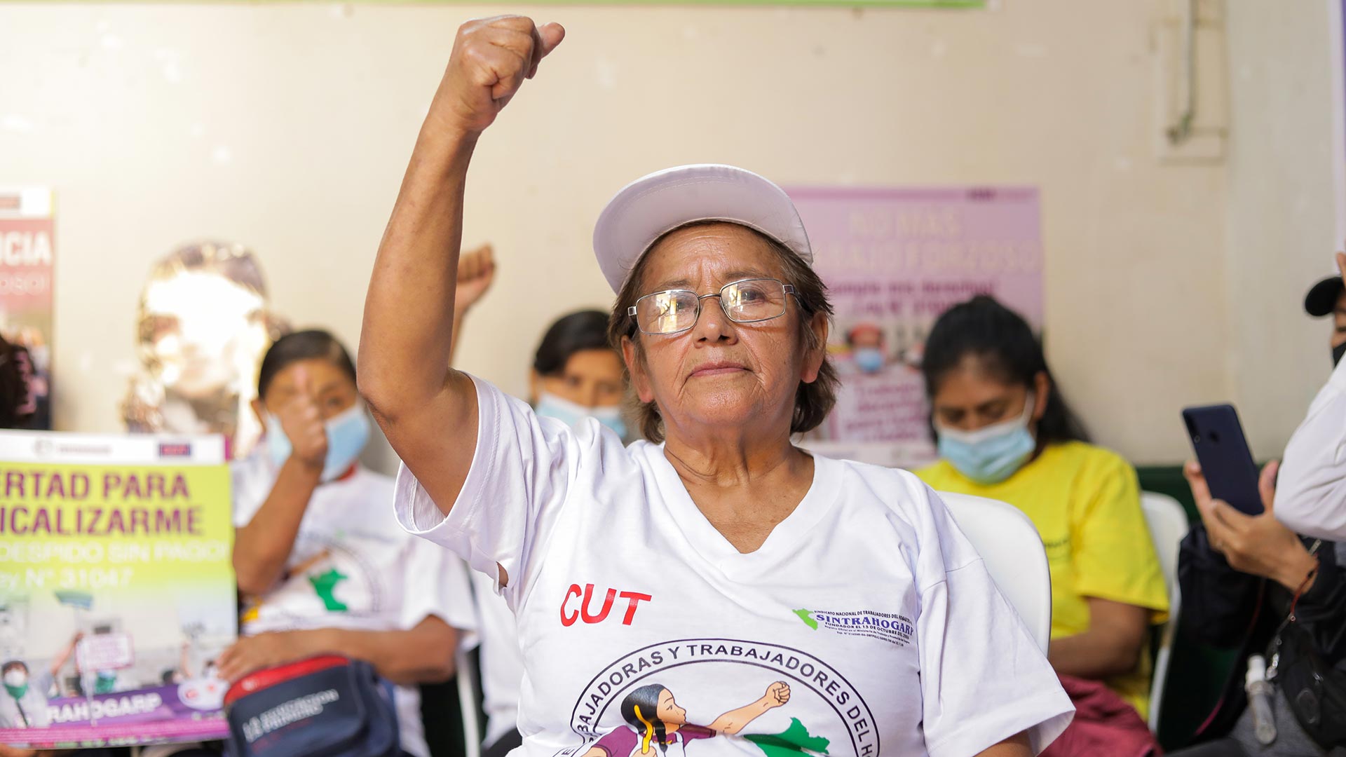 Adelinda Díaz, <Br>Dirigenta de FENTRAHOGARP